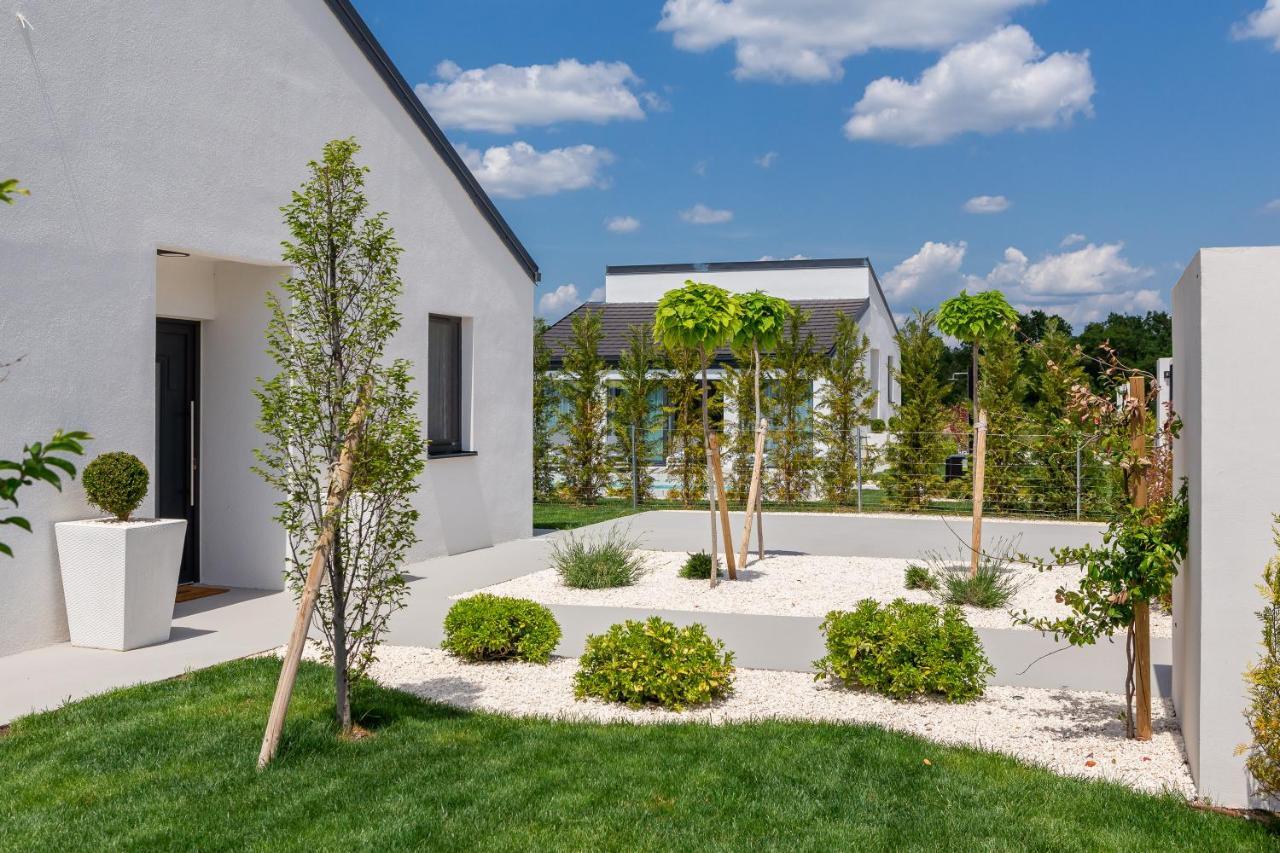 Bandelli Villas Oklaj Exterior foto