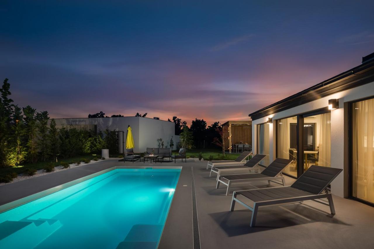 Bandelli Villas Oklaj Exterior foto