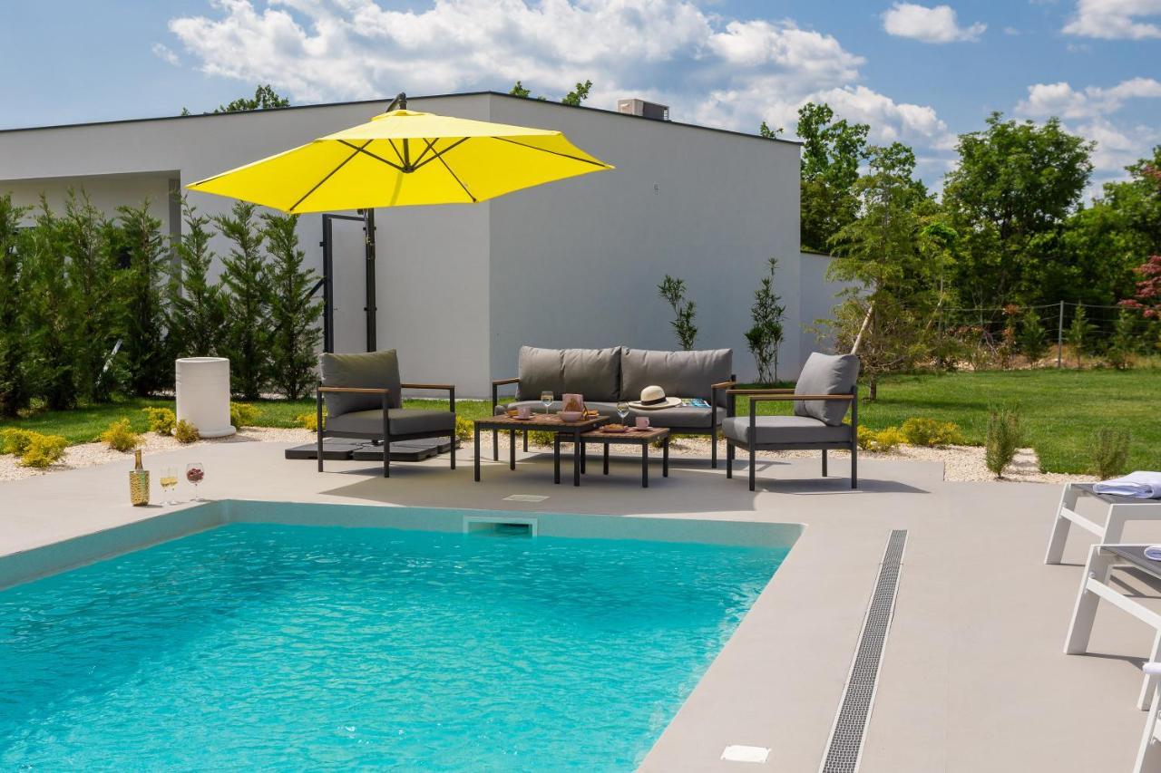 Bandelli Villas Oklaj Exterior foto